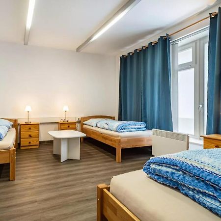 Nguyen Le 3 Schlafzimmer, 7 Bette,Dusche, 2 Wc , Kueche Ab 2 Uebernachtungen Neukirch  Kültér fotó