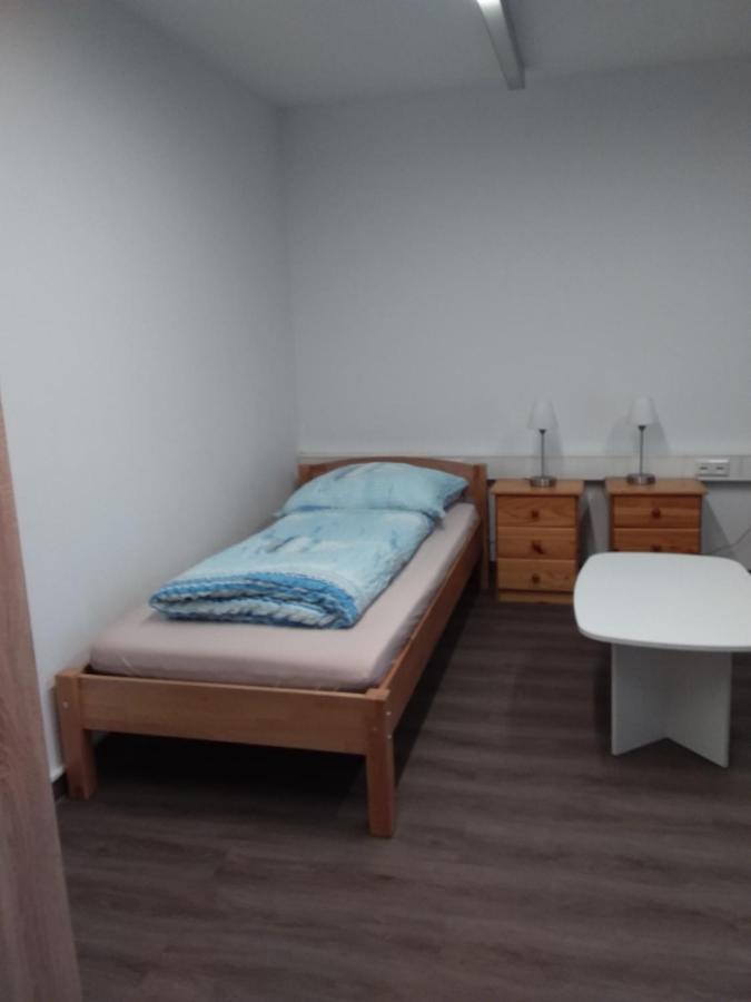 Nguyen Le 3 Schlafzimmer, 7 Bette,Dusche, 2 Wc , Kueche Ab 2 Uebernachtungen Neukirch  Kültér fotó